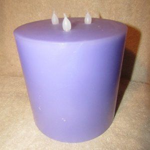 PURPLE 3 WICK LAVENDER SCENT  BATTERY OPERATED FLAME LESS CANDLE  BRAND NEW